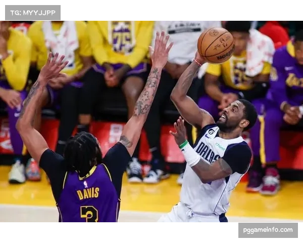 比赛实录：最后1.8秒，一次成功的“梯次挡拆”发球战术助球队拖入加时